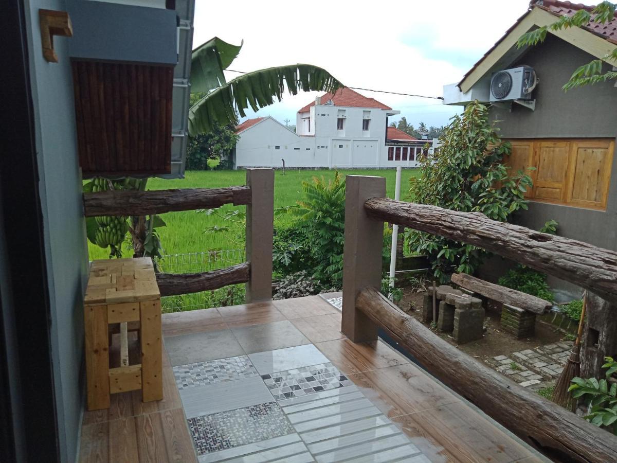 Joglopari Guesthouse Room 2 Bukan Untuk Pasangan Non Pasutri Tjepit エクステリア 写真